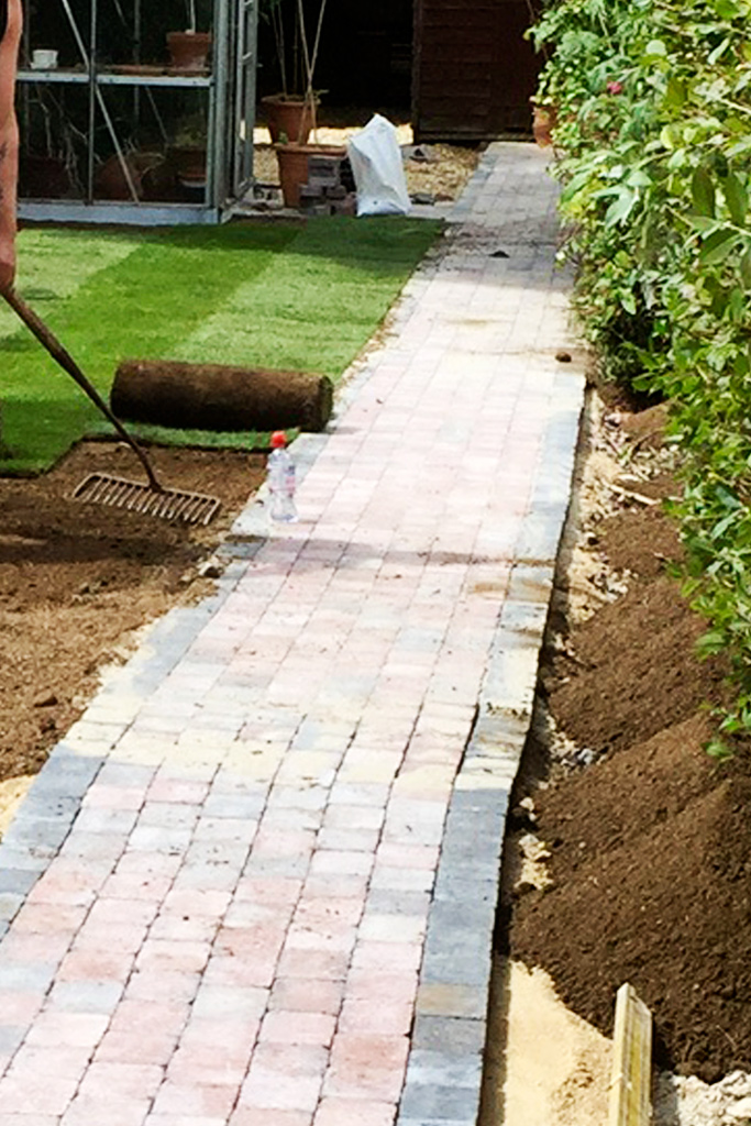 white-oak-landscaping-pathways